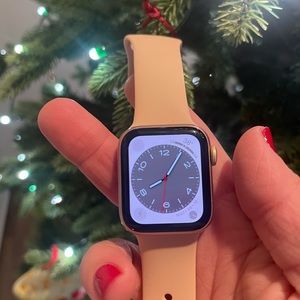 Apple SE 1st Generation Watch 39m Gold